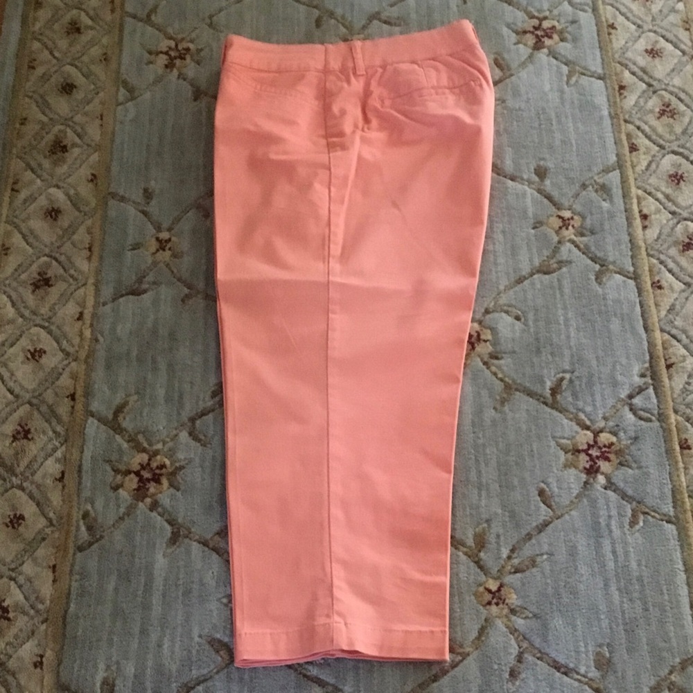 Women’s Croft & Barrow Orange Sherbet Capris